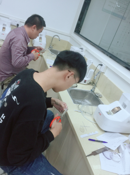 深圳視普泰第四屆驗光師定配工培訓班順利畢業?。。? width=