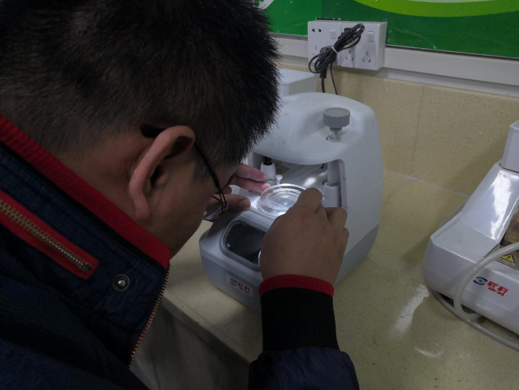深圳視普泰驗光定配工培訓第五屆技能班順利畢業(yè)