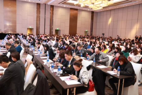 2019“微笑論壇” ：聚焦近視防治，SMILE論壇專場百花齊放